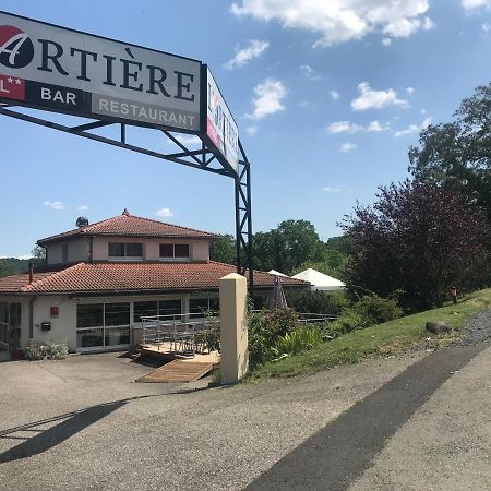 Hotel Restaurant L'Artiere Ceyrat Екстер'єр фото
